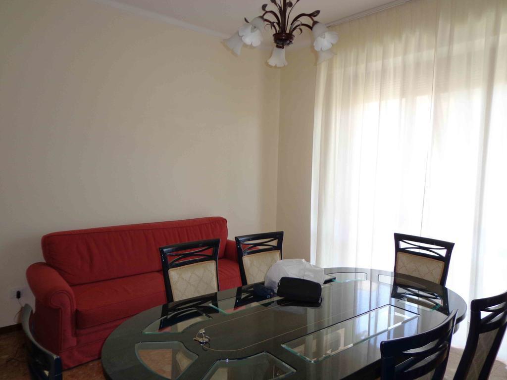 Appartamento Vacanze Catania Værelse billede